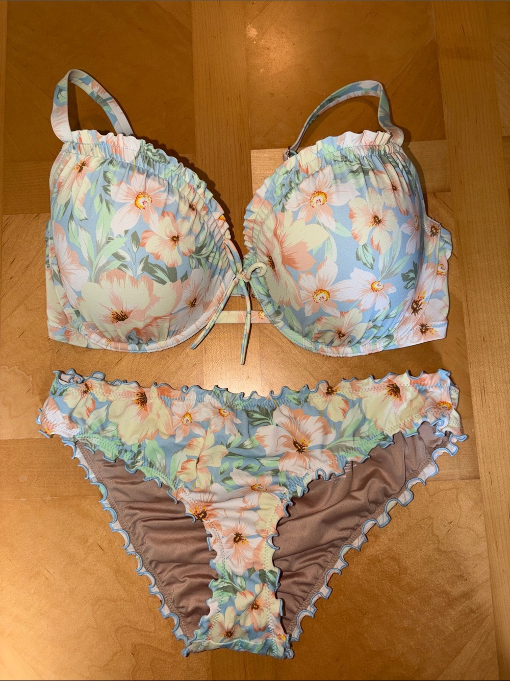 Shade & Shore Floral Underwire Bikini Set – 36DD Top / Medium Bottom